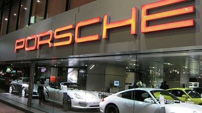Тягач и Porsche Cayenne: страховщики рассказали о самых дорогих угонах